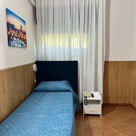 Hotel Oasi Santa Rosa *