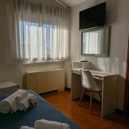 Oasi Santa Rosa Hotel *