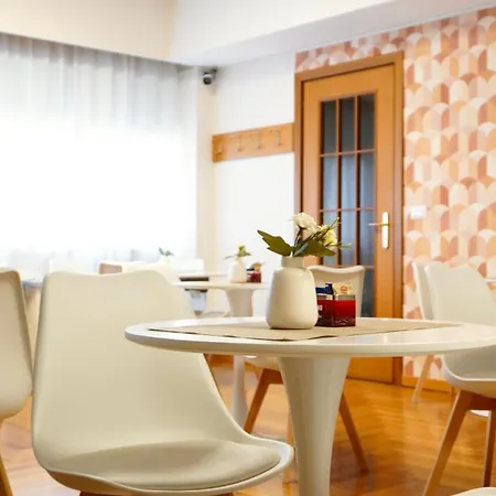 Hotel Oasi Santa Rosa Rzym