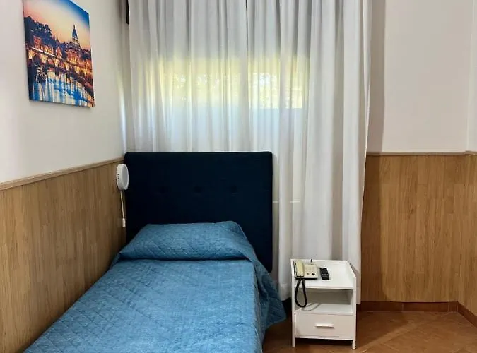 Hotel Oasi Santa Rosa *