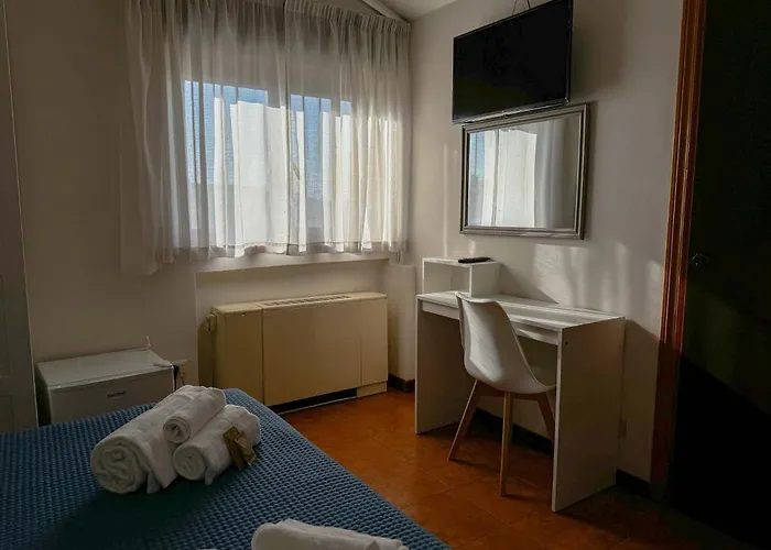 Oasi Santa Rosa Hotel *