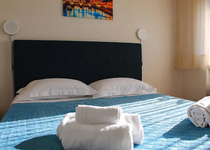 Hotel Oasi Santa Rosa *